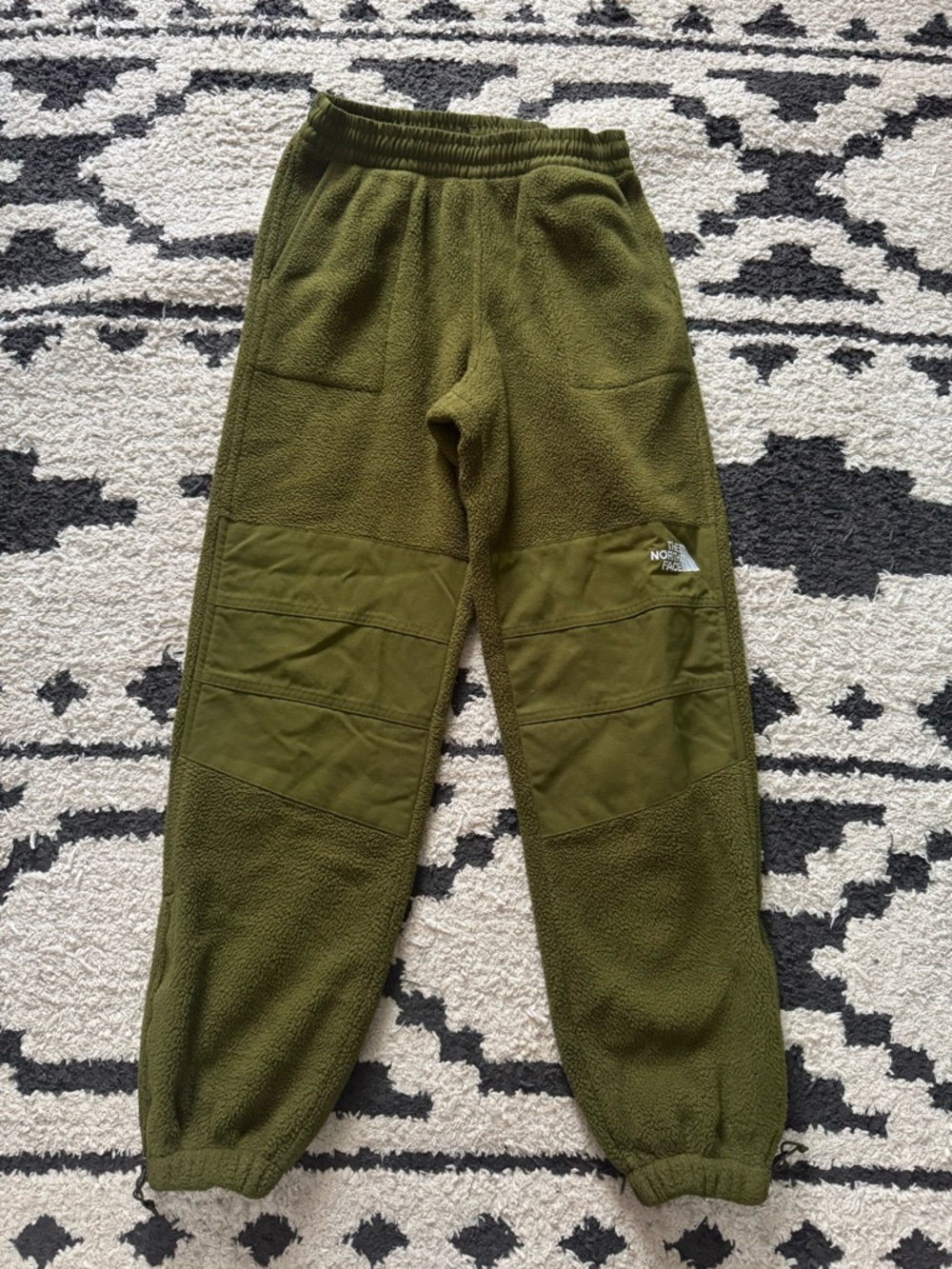 The North Face Women’s Olive Fleece Joggers